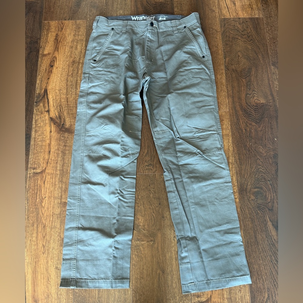 Men’s Wrangler Pants